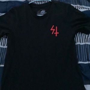 zumiez graphic tee